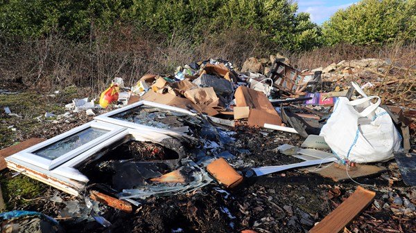Ministers urged to get tough on litter louts as illegal dumping rises