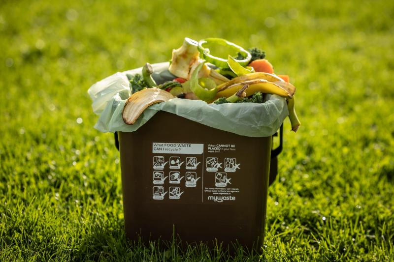 Composting for a Greener Garden: Using Kitchen Scraps